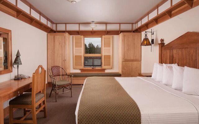 Old Faithful Snow Lodge & Cabins — Inside the Park