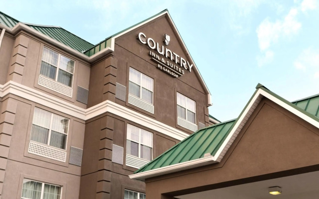 Country Inn & Suites by Radisson, Georgetown, KY