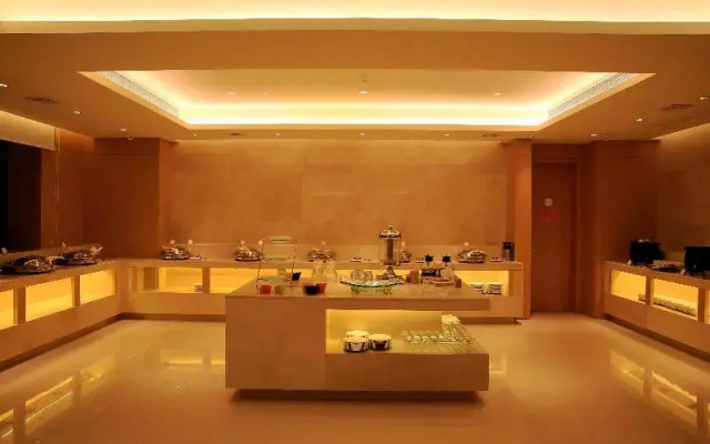 Ji Hotel Zhenjiang Railway Station