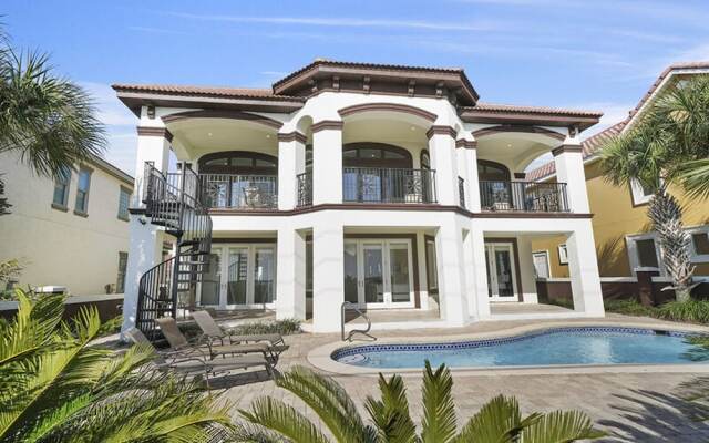 Biarritz by Five Star Properties