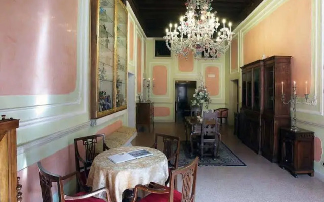 Boutique Apartment San Moise