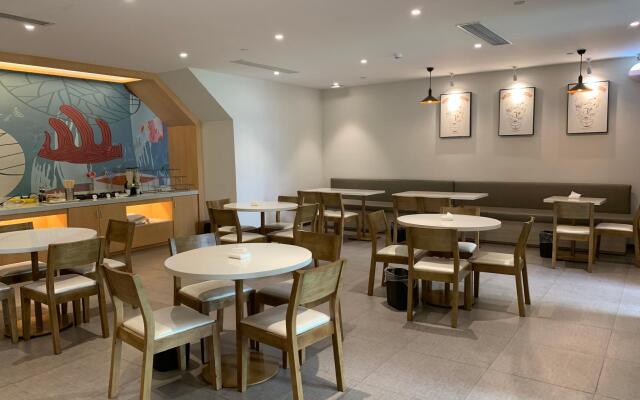 Hanting Hotel Tongxiang Zhenxing Road
