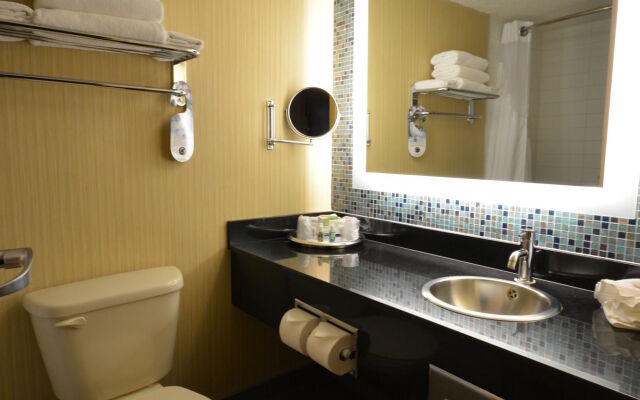 iHOTEL & Conference Center Red Deer