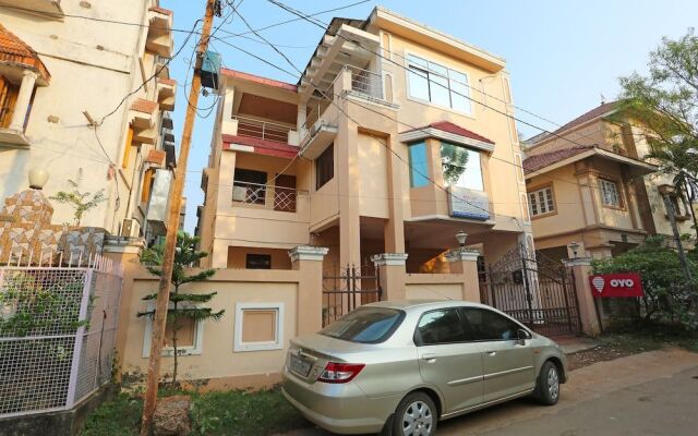 OYO Flagship 4877 Aradhya residency