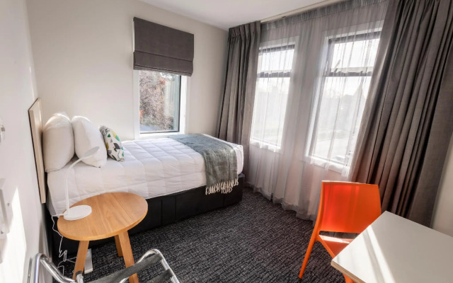 Hotel Give