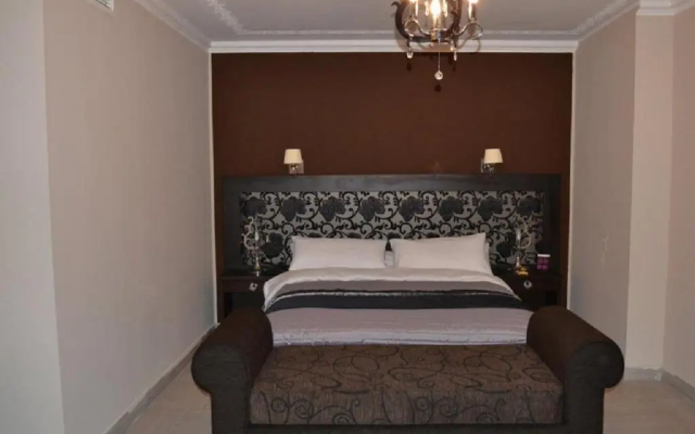 Jardy Hôtel & Suites