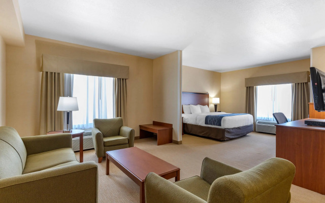Comfort Inn & Suites Gateway to Glacier National Park
