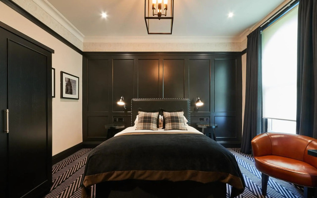 Macdonald Burlington Hotel