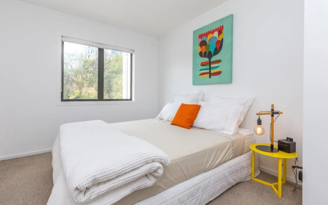 Peaceful apartment at Victoria Park