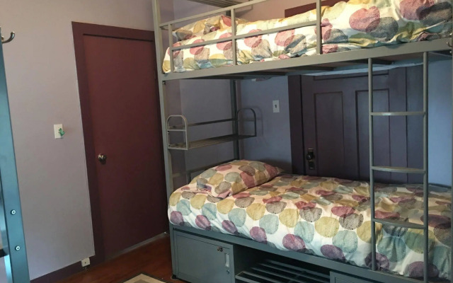 House in the Pines Hostel