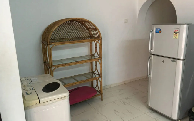 Oyo Stayout Villa Near Tito's Lane