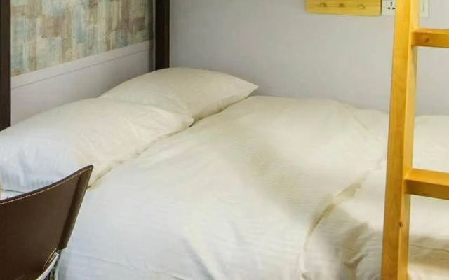 Houze Hostel