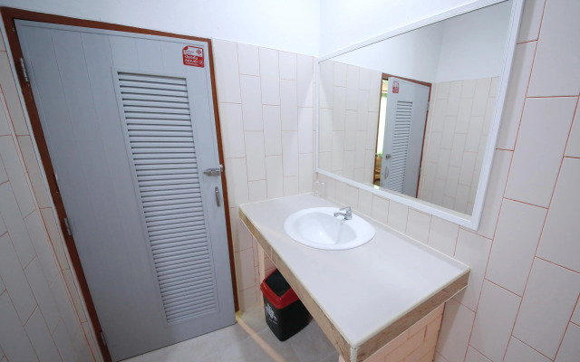 Prachuap Saam Ao Hotel