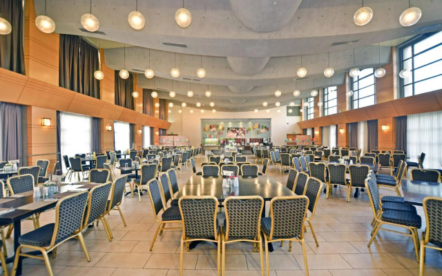Ruth Daniel Residence