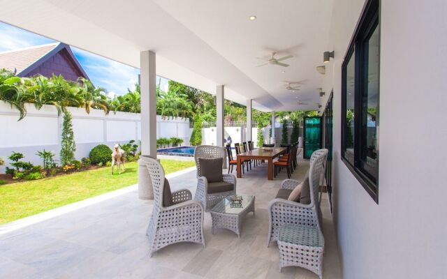 Celine Villa