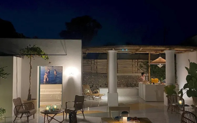 Capri Designer Suite by Elite Villas