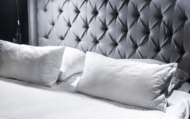 Hotel Belmont Classic