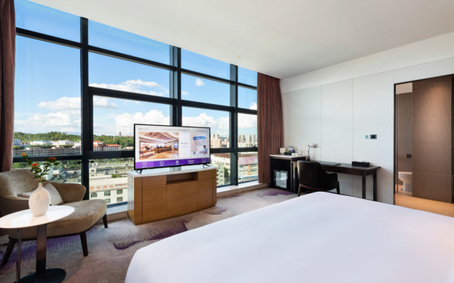 Mercure Shenzhen Pinghu