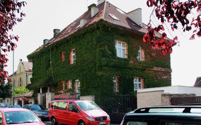 Apartment Hradešínská