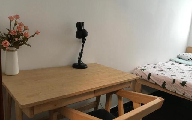 Lin Jiang Apartment