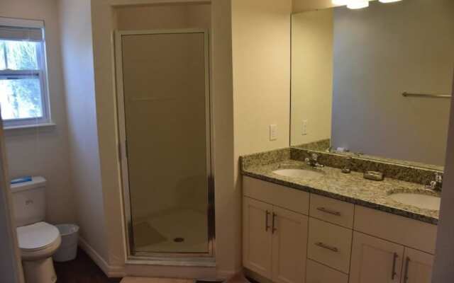 Villa Aventura - Lucaya Village