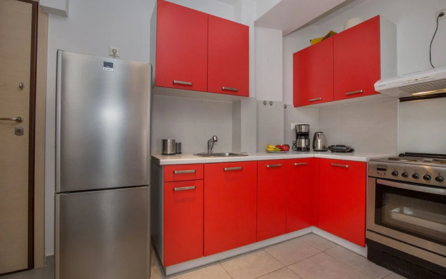 Modern Comfy Aptm Near the Acropolis by GHH
