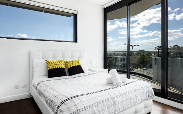 Roomerang at Panorama Apartments 3