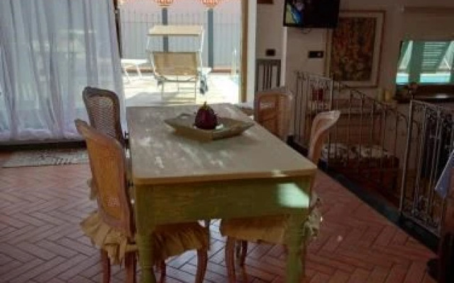Flat 1 Bedroom 1 Bathroom - Varazze