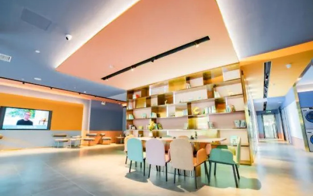 HanTing Hotel (Jinan Jingliu Road Children's Hospital)