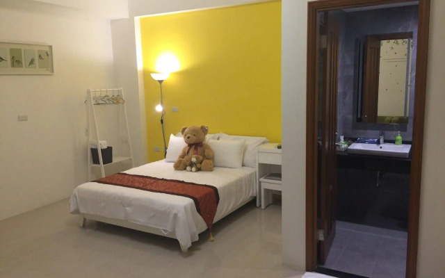 Riverside Guesthouse