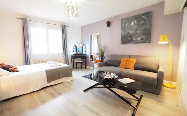 NOUVEAUTE 2022: Appartement face aux Thermes CALLOU avec Parking