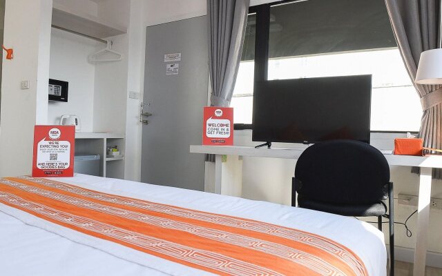 202 Hotel & Restaurant by NIDA Rooms