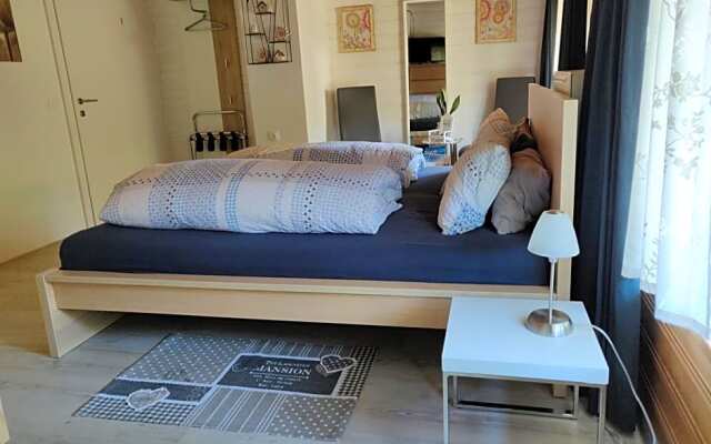 B&B Leonhard 7