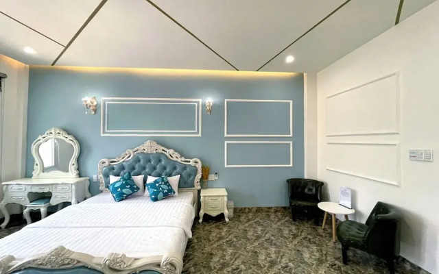 Aroma Luxury Villa