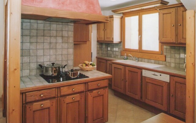 Apartment With 5 Bedrooms in Saint-martin-de-belleville, With Wonderfu