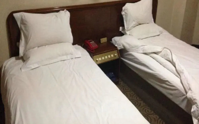 Chaoyang Plaza Hotel