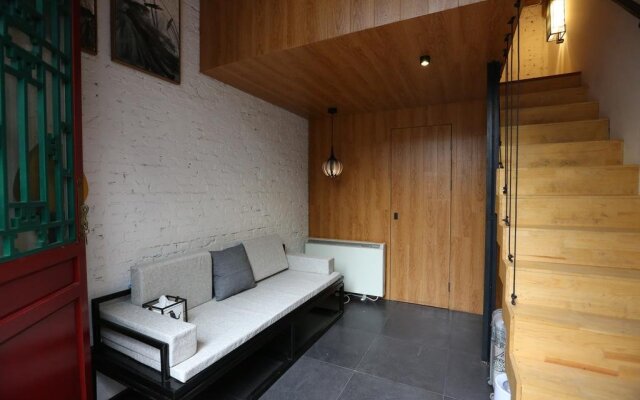 Dong Tian private courtyard