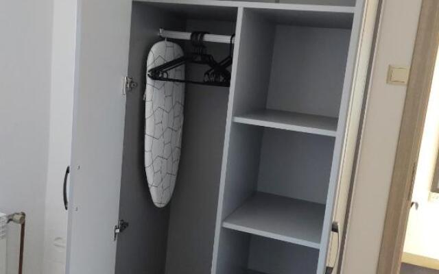Happy Apartment