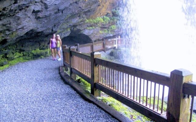 North Carolina Mountain Retreat