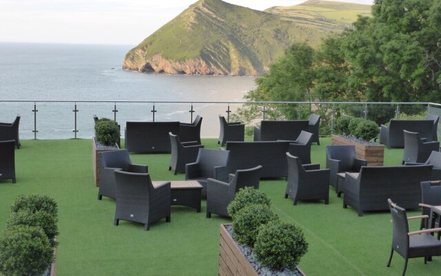 Sandy Cove Hotel