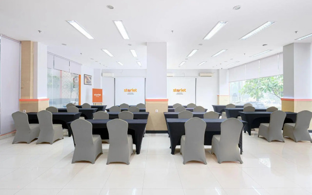 Starlet Hotel Serpong