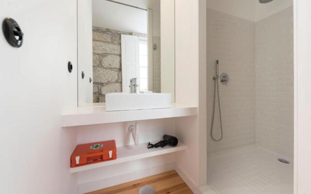 Lovelystay - Dirk Apartment Almada 3º T