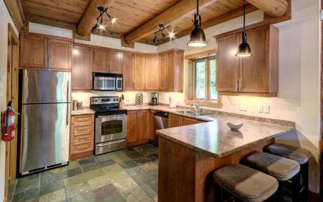 Chalet Cherokee