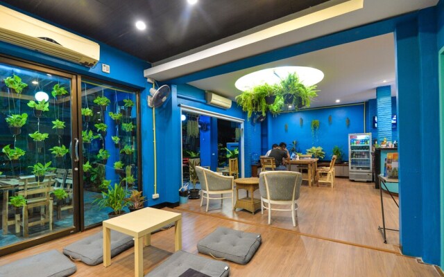 BGW Phuket - Hostel