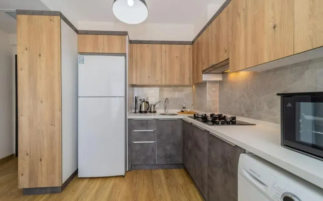 Superb Flat With Shared Pool in Kepez