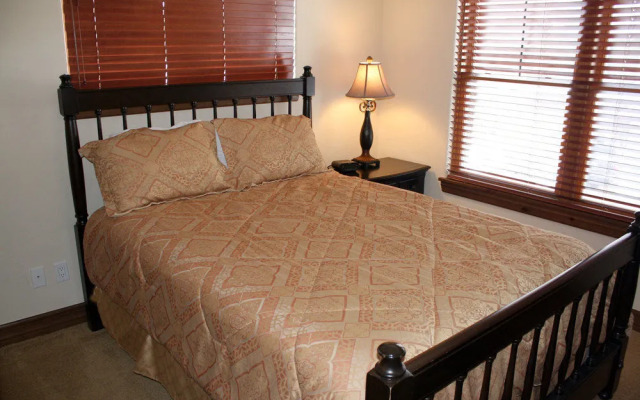 Highland Greens Lodge