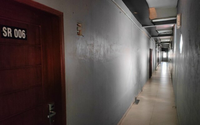 Lonari Hotel