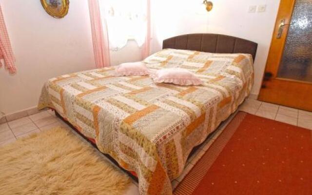 Apartments Vesna 1236
