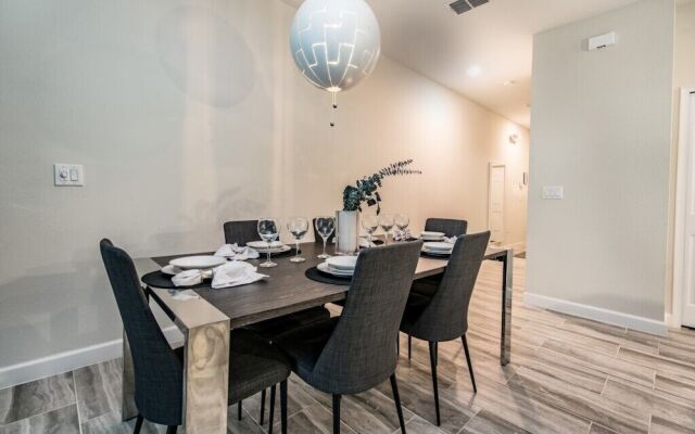 1590mv 4 Bedroom Townhouse