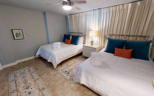 Shoreline Towers 2094 2 Bedroom Condo